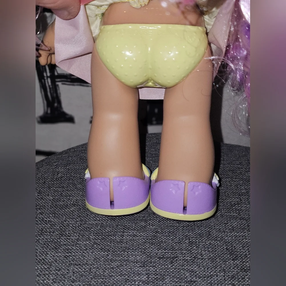 EUC Kindi Kids Fun Time 10 inch Doll - Mystabella Unicorn  Rainbow Hair